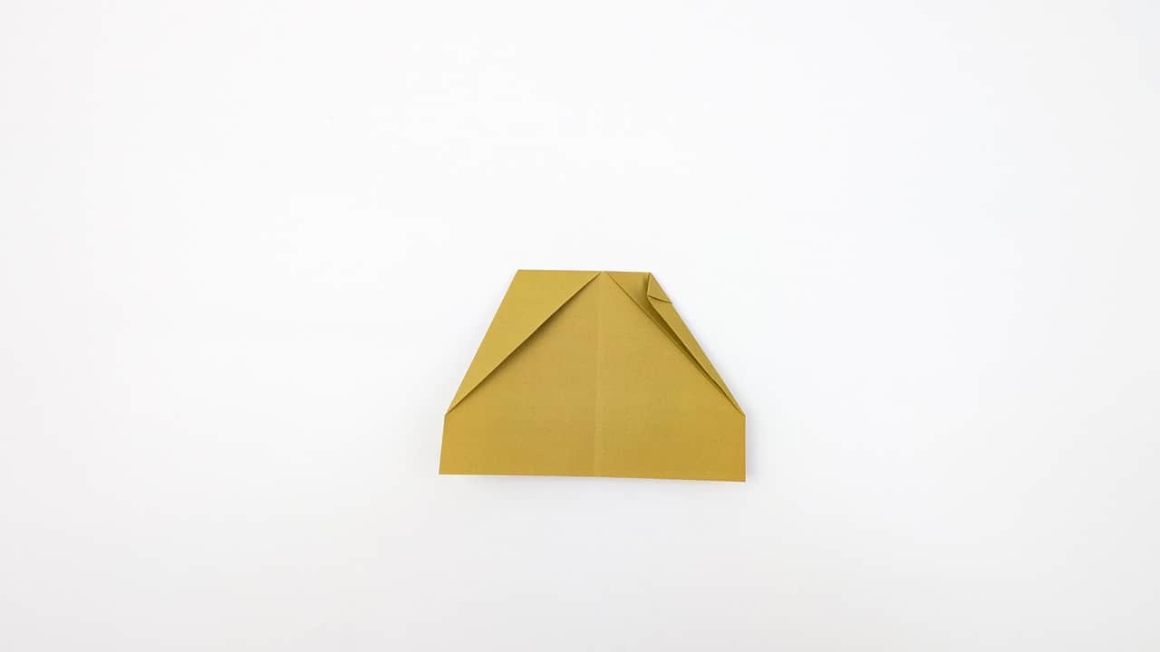 The nose point should be sharp and both halves should align perfectly.